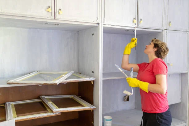 Cabinet Painting & Refinishing